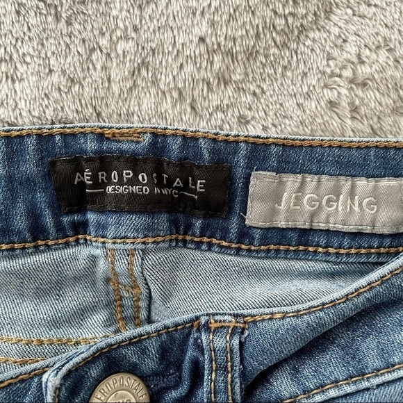 Aeropostale Jegging Blue Medium Wash Skinny Jeans - Picture 4 of 8